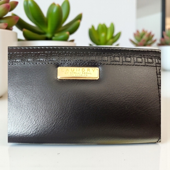 NWT Laundry by Shelli Segal Black Leather Wallet - Picture 2 of 6